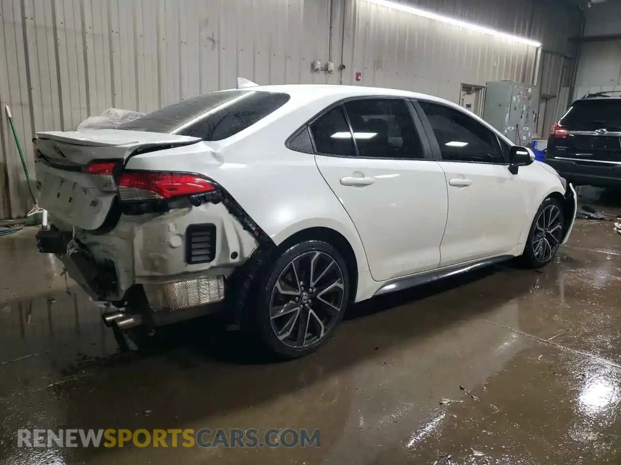 3 Photograph of a damaged car 5YFS4RCE8LP048817 TOYOTA COROLLA 2020