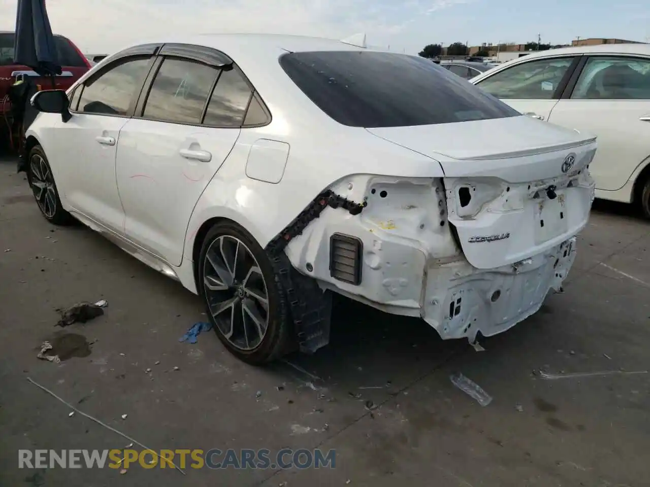3 Photograph of a damaged car 5YFS4RCE8LP050860 TOYOTA COROLLA 2020