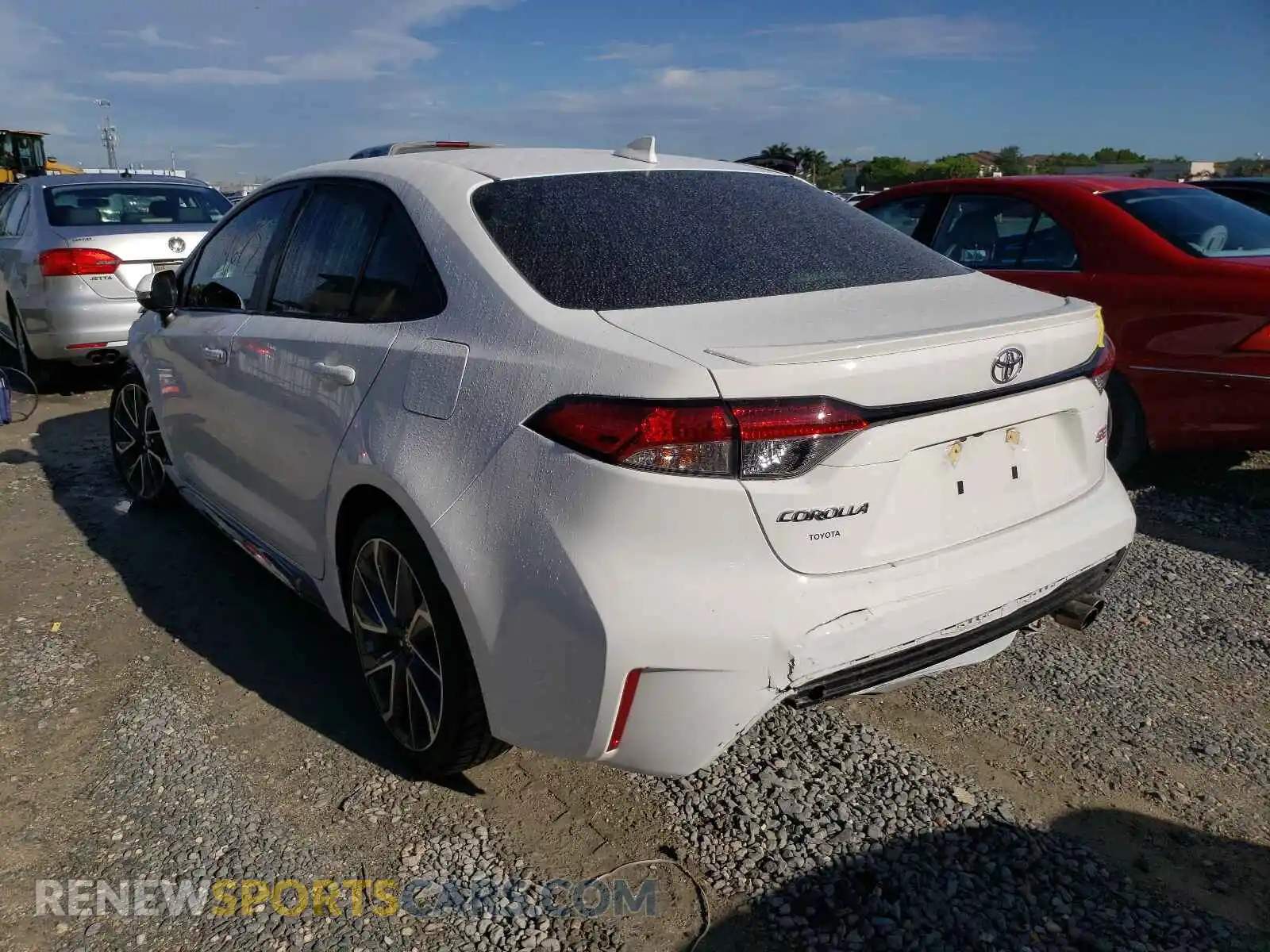 3 Photograph of a damaged car 5YFS4RCE8LP051815 TOYOTA COROLLA 2020