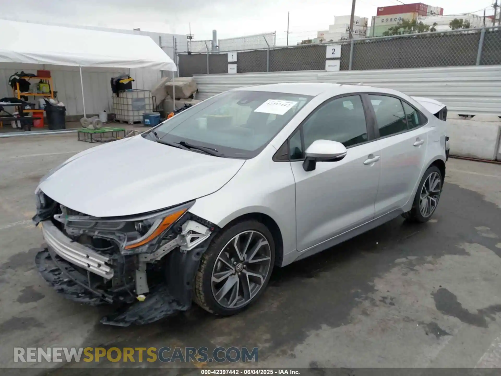 2 Photograph of a damaged car 5YFS4RCE8LP052138 TOYOTA COROLLA 2020