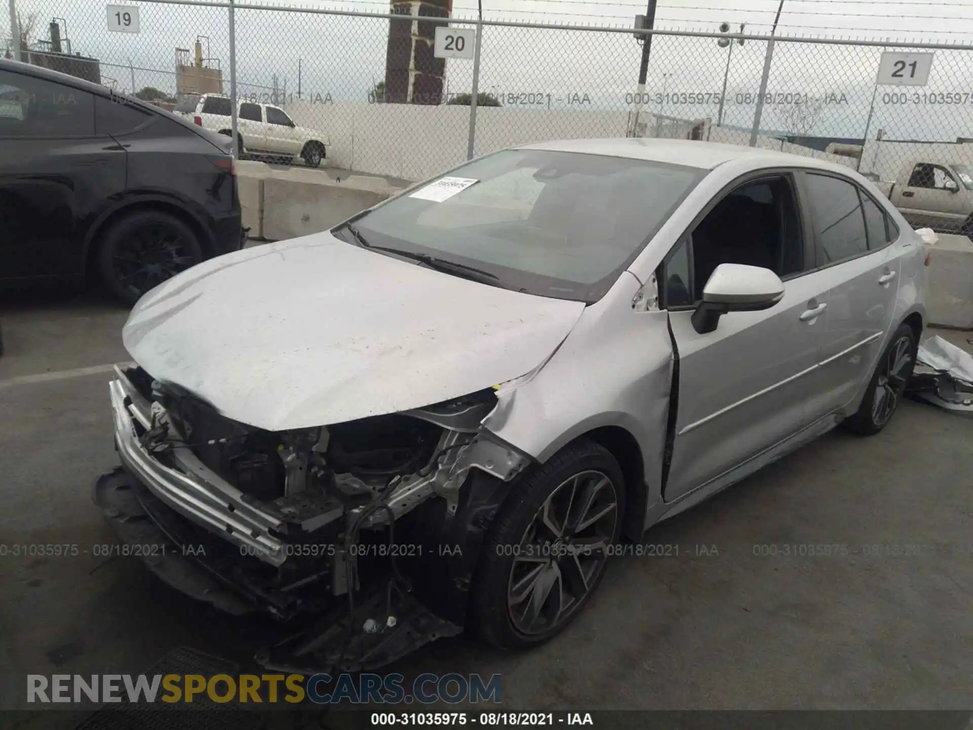 2 Photograph of a damaged car 5YFS4RCE9LP036823 TOYOTA COROLLA 2020