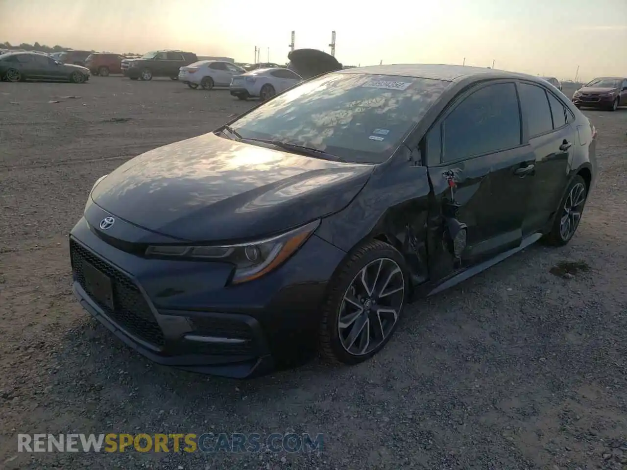2 fotografías del automóvil dañado 5YFS4RCE9LP037924 TOYOTA COROLLA 2020