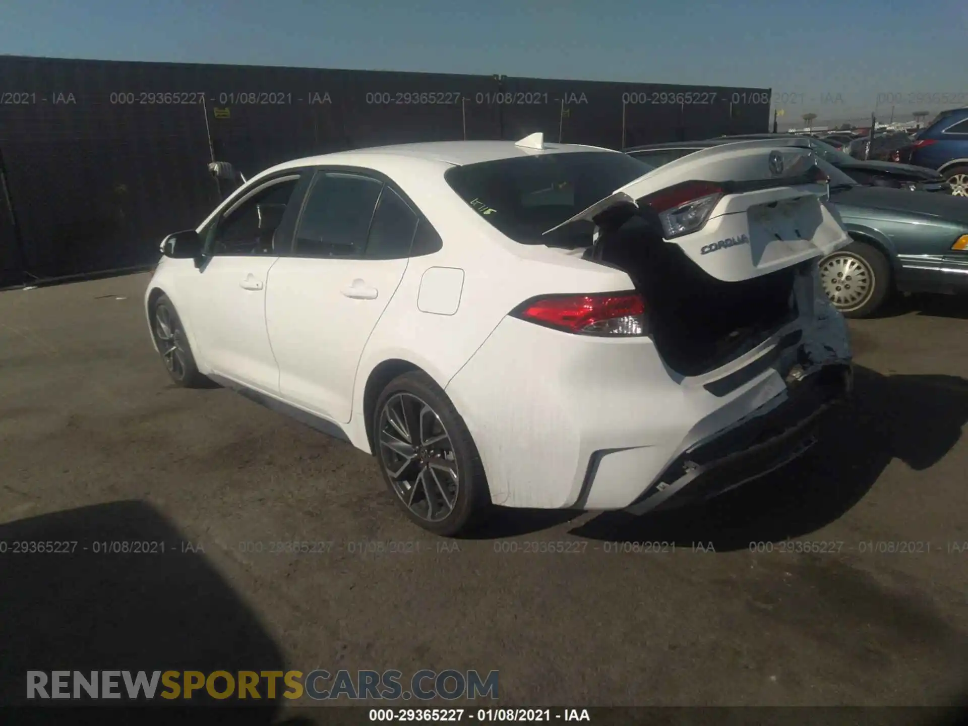 3 Photograph of a damaged car 5YFS4RCE9LP037969 TOYOTA COROLLA 2020