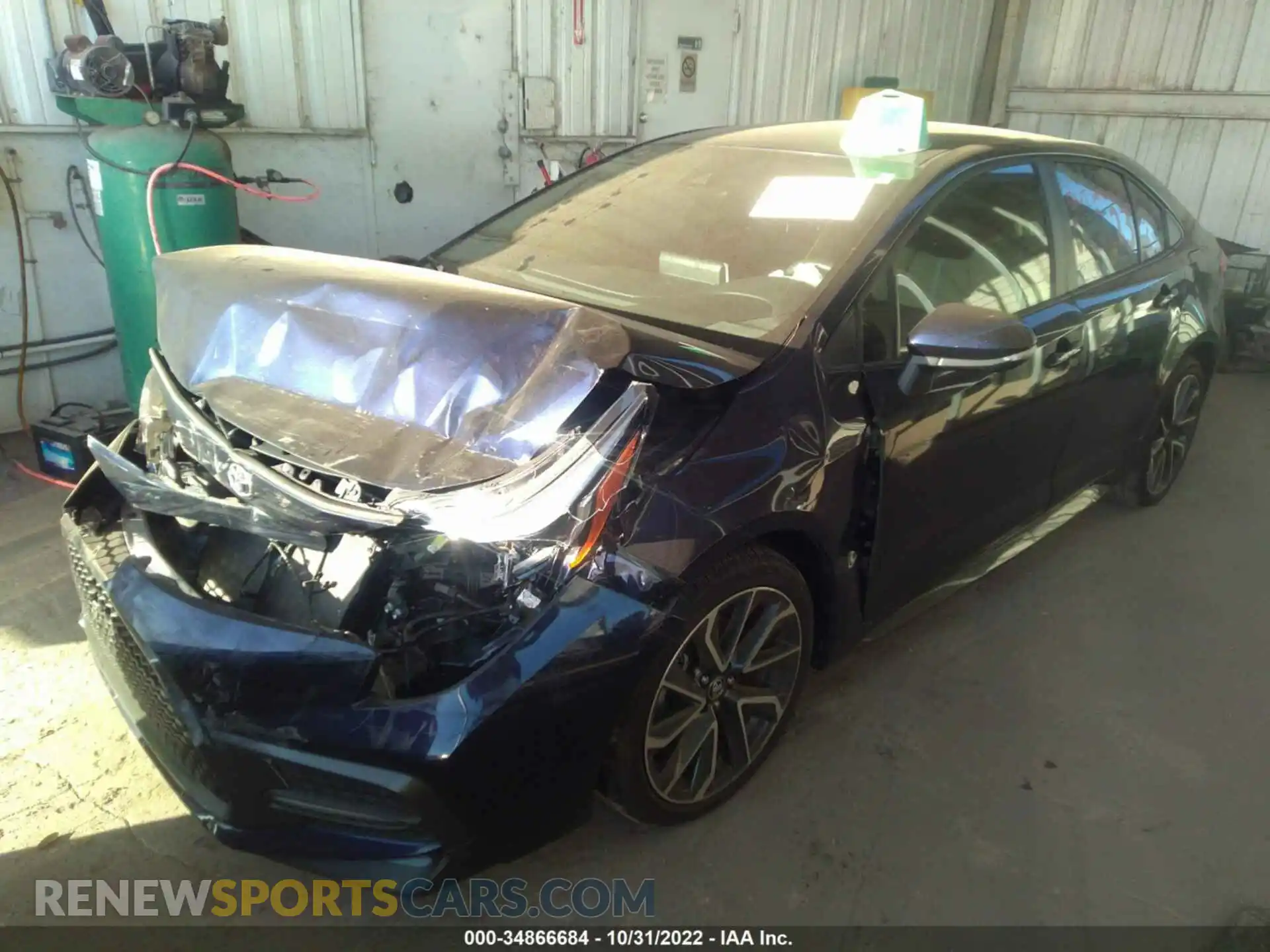 2 Photograph of a damaged car 5YFS4RCE9LP039611 TOYOTA COROLLA 2020