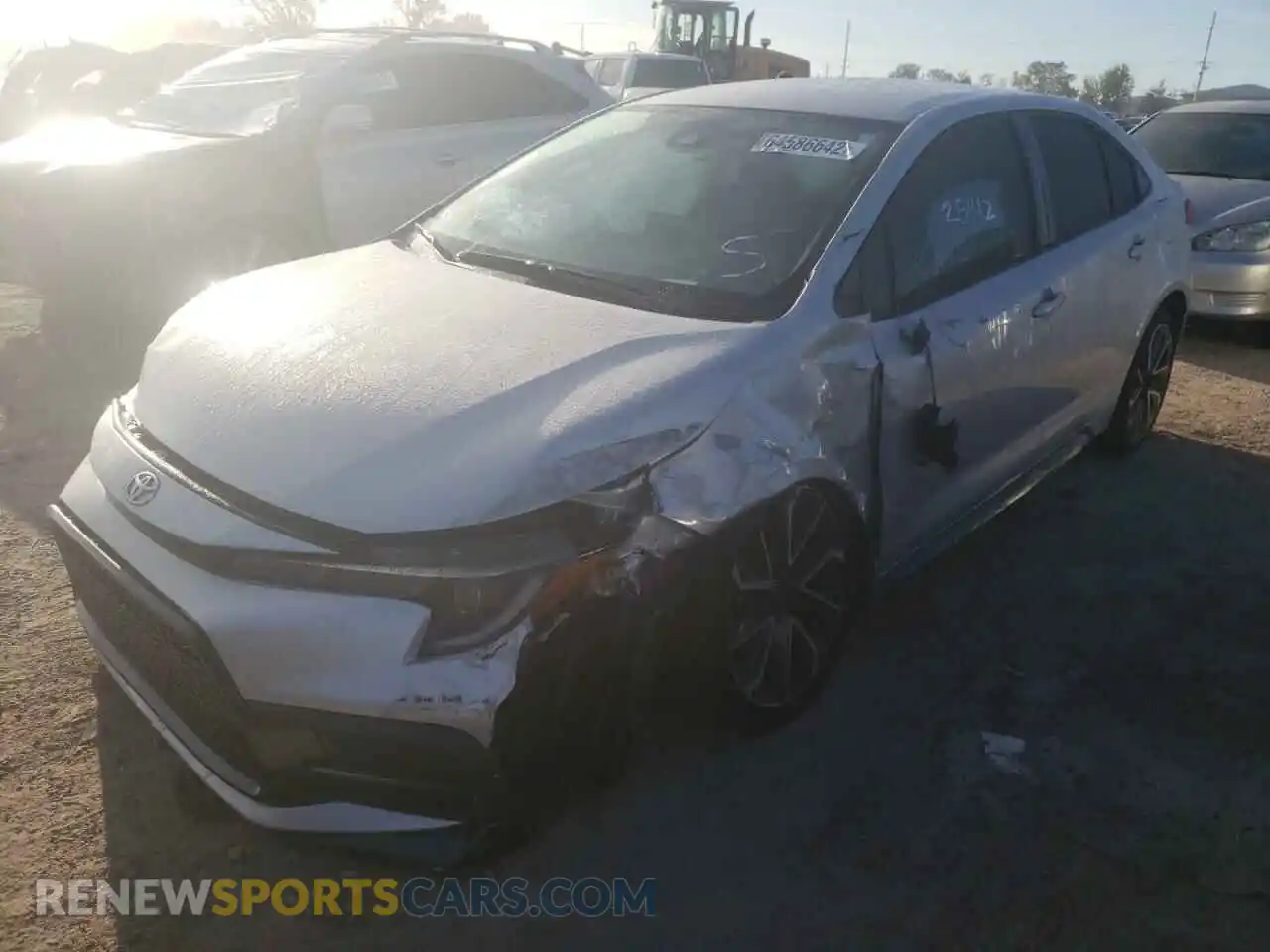 2 Photograph of a damaged car 5YFS4RCE9LP044582 TOYOTA COROLLA 2020
