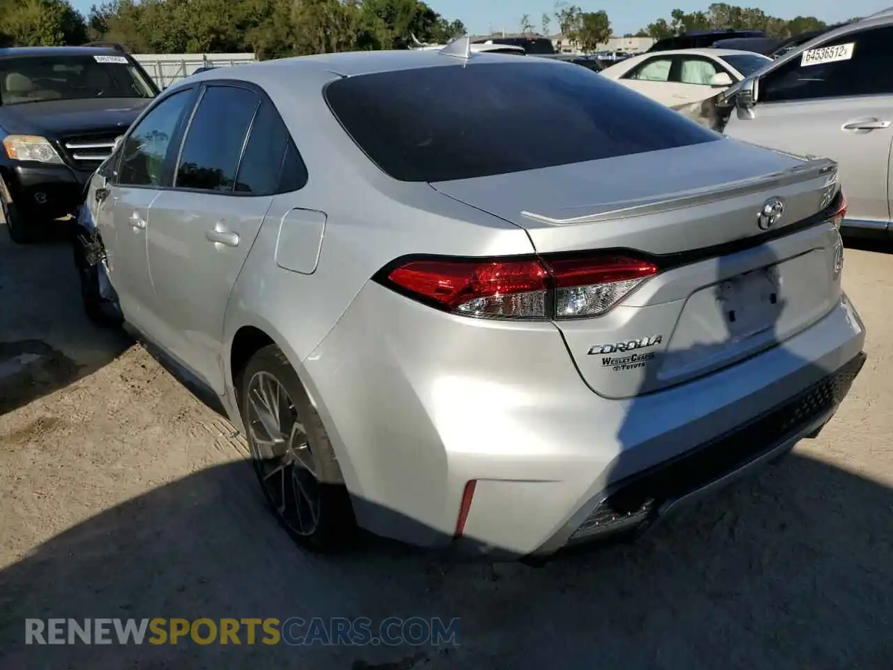 3 Photograph of a damaged car 5YFS4RCE9LP044582 TOYOTA COROLLA 2020