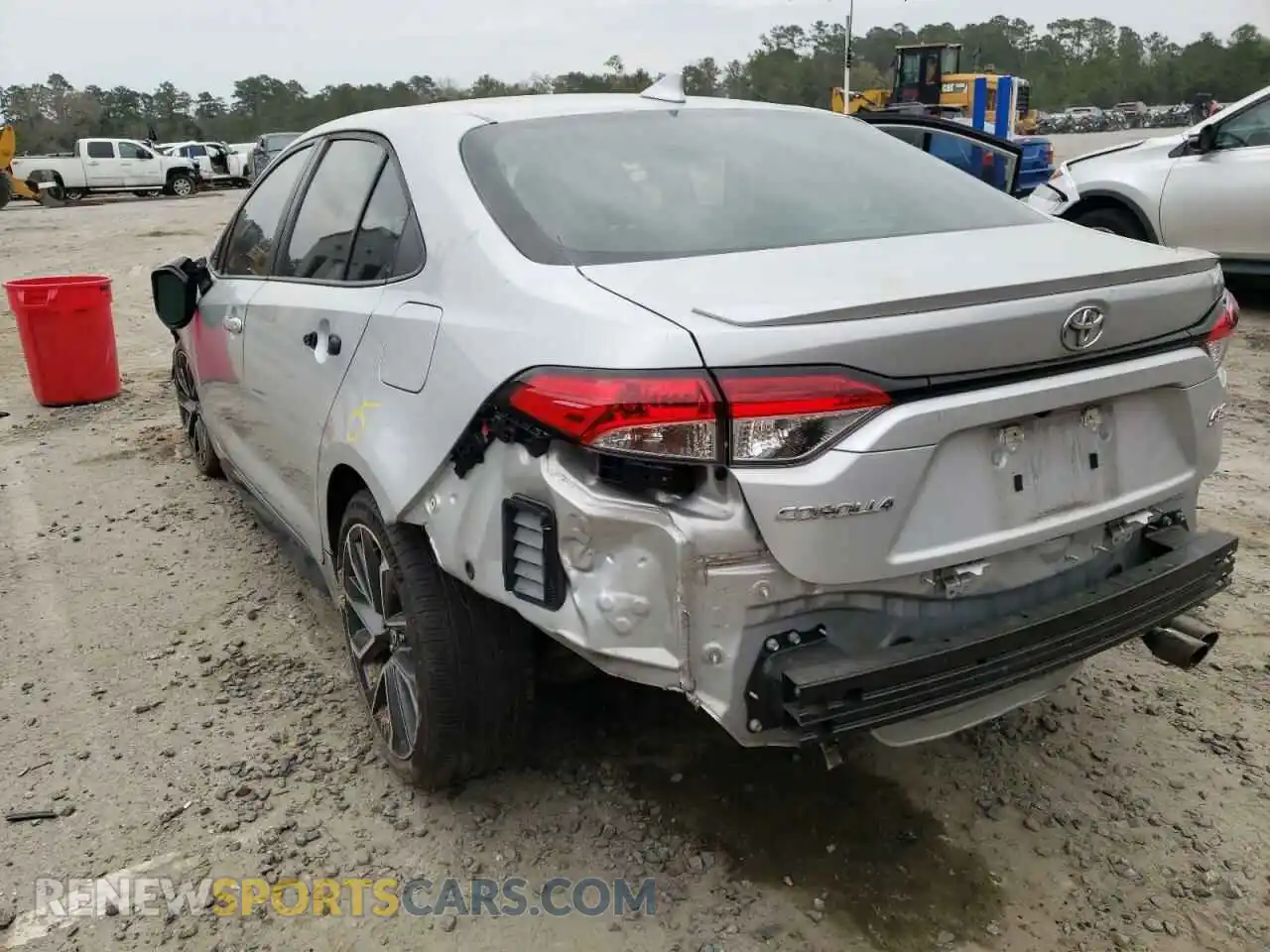 3 Photograph of a damaged car 5YFS4RCE9LP049037 TOYOTA COROLLA 2020