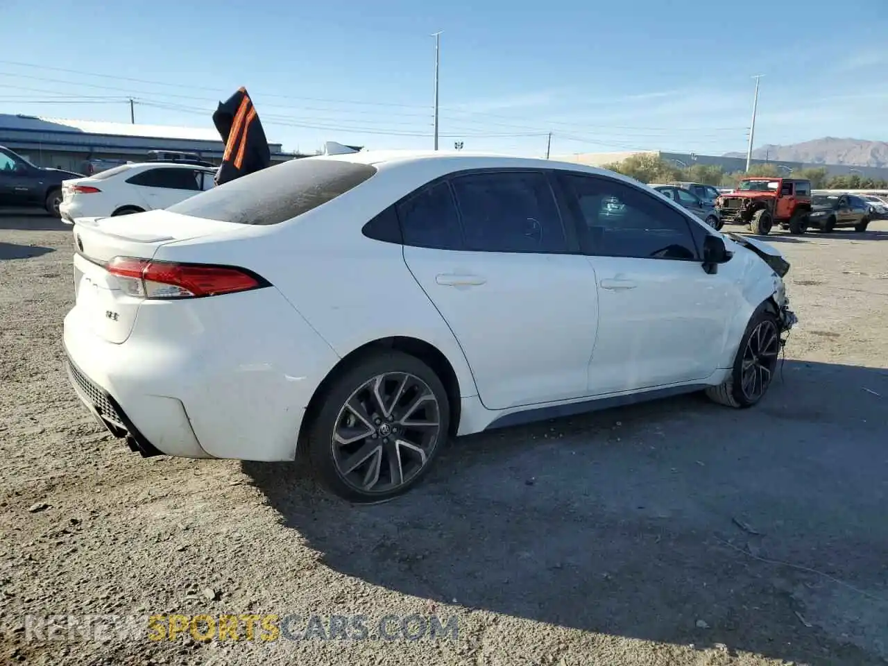 3 Photograph of a damaged car 5YFS4RCE9LP050320 TOYOTA COROLLA 2020