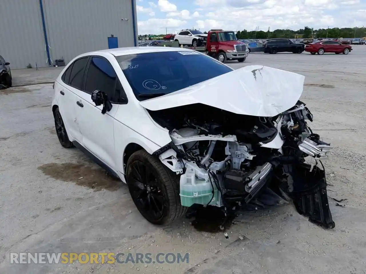 1 Photograph of a damaged car 5YFS4RCE9LP055792 TOYOTA COROLLA 2020