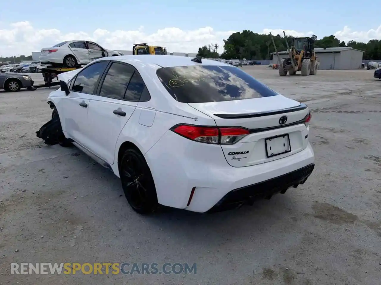 3 Photograph of a damaged car 5YFS4RCE9LP055792 TOYOTA COROLLA 2020
