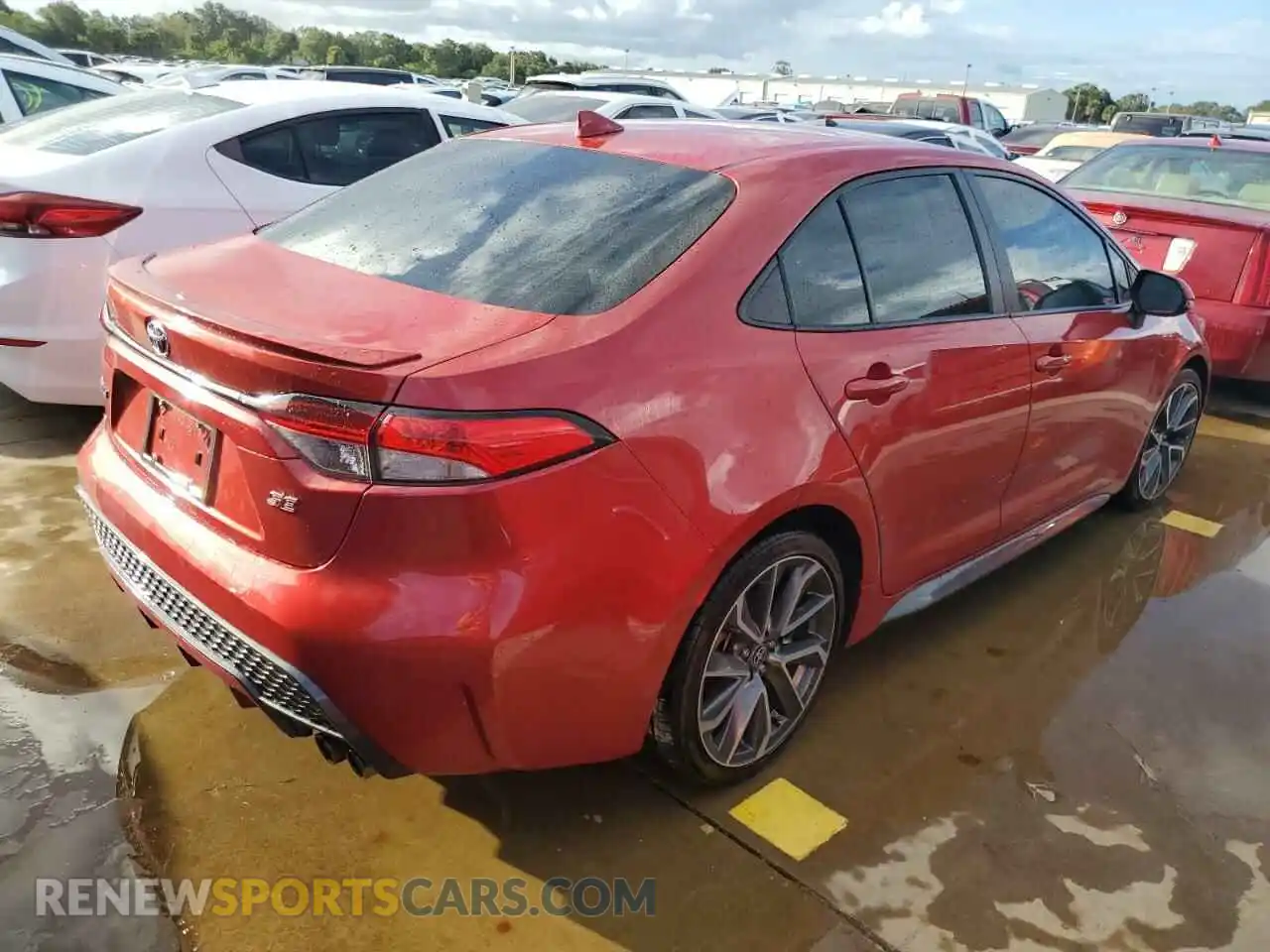 3 Photograph of a damaged car 5YFS4RCE9LP056327 TOYOTA COROLLA 2020