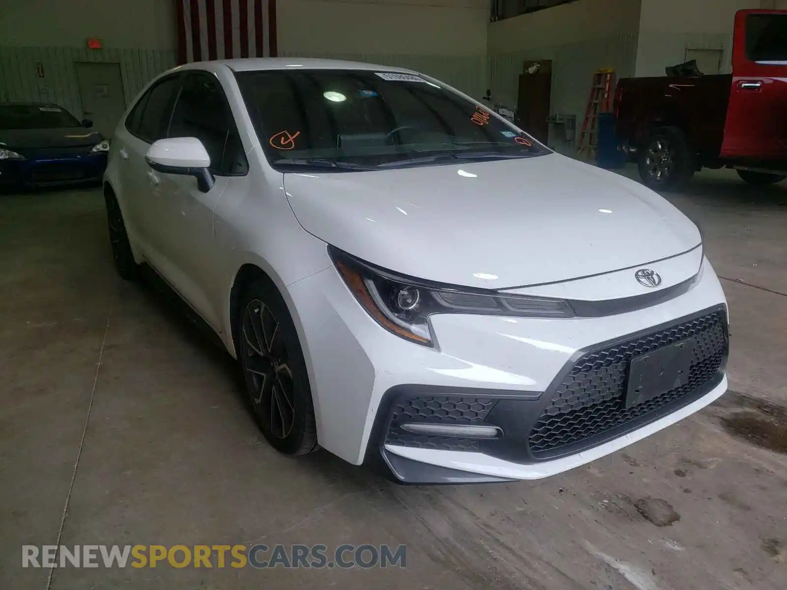 1 Photograph of a damaged car 5YFS4RCEXLP022607 TOYOTA COROLLA 2020