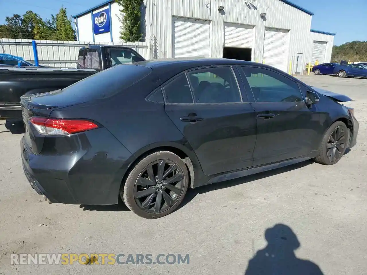 3 Photograph of a damaged car 5YFS4RCEXLP034773 TOYOTA COROLLA 2020