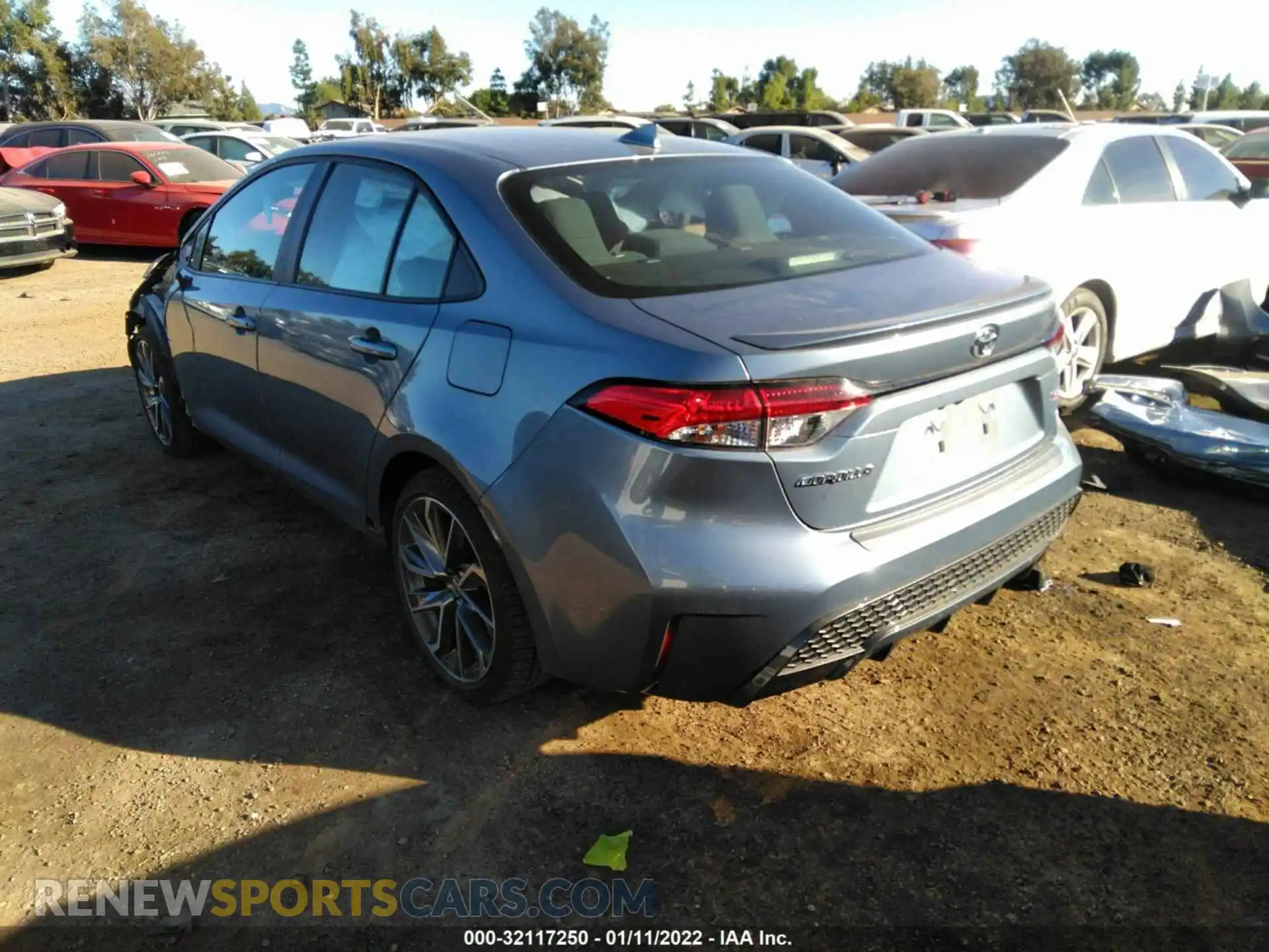 3 Photograph of a damaged car 5YFS4RCEXLP038032 TOYOTA COROLLA 2020