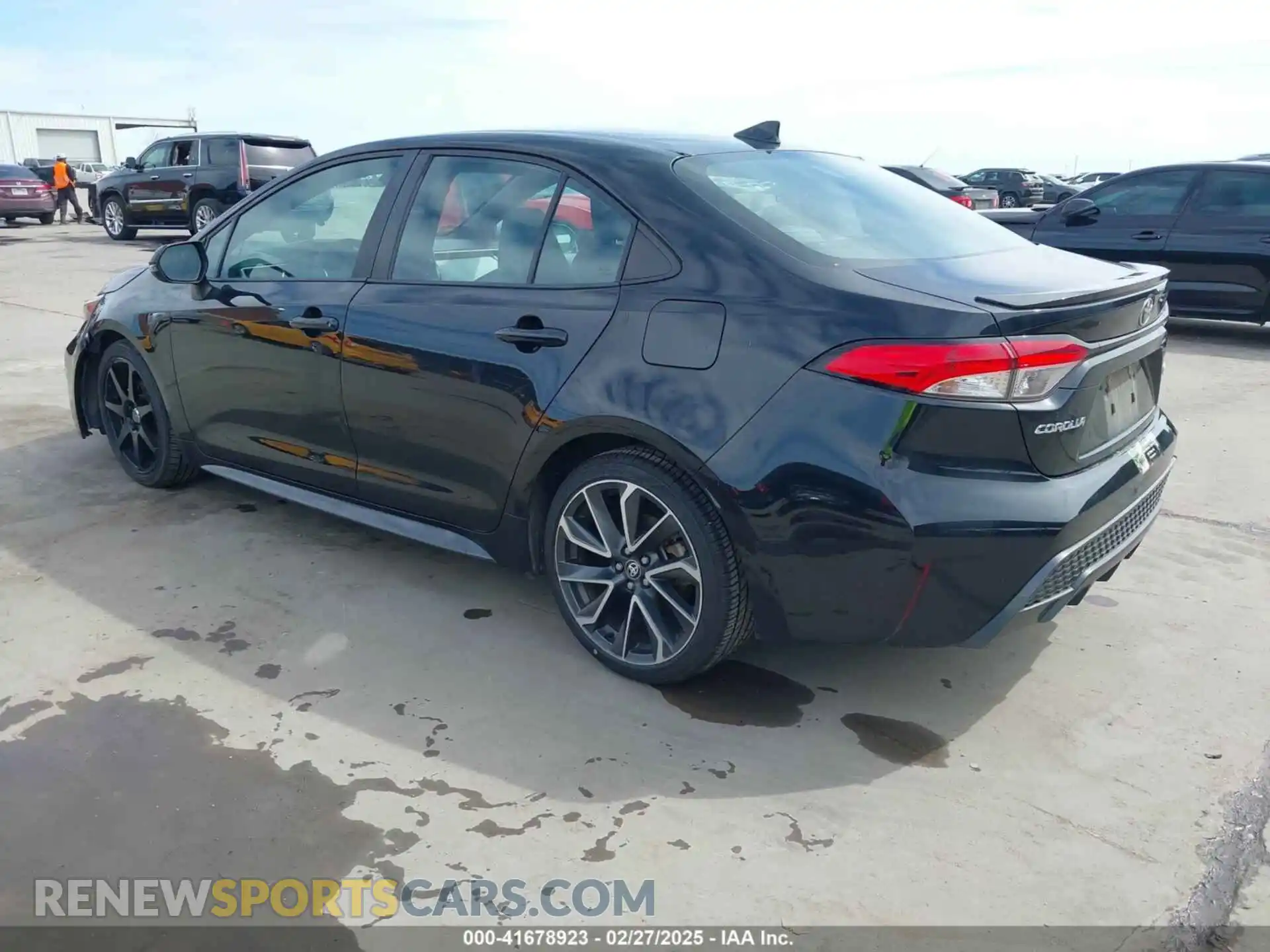 3 Photograph of a damaged car 5YFS4RCEXLP039729 TOYOTA COROLLA 2020