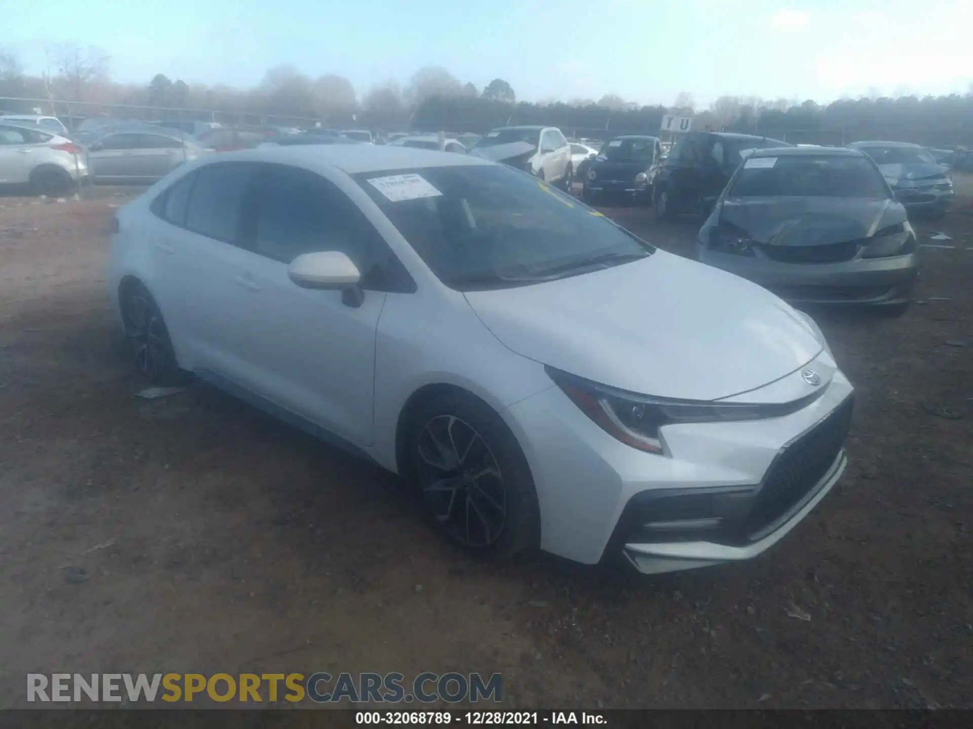 1 Photograph of a damaged car 5YFS4RCEXLP048673 TOYOTA COROLLA 2020