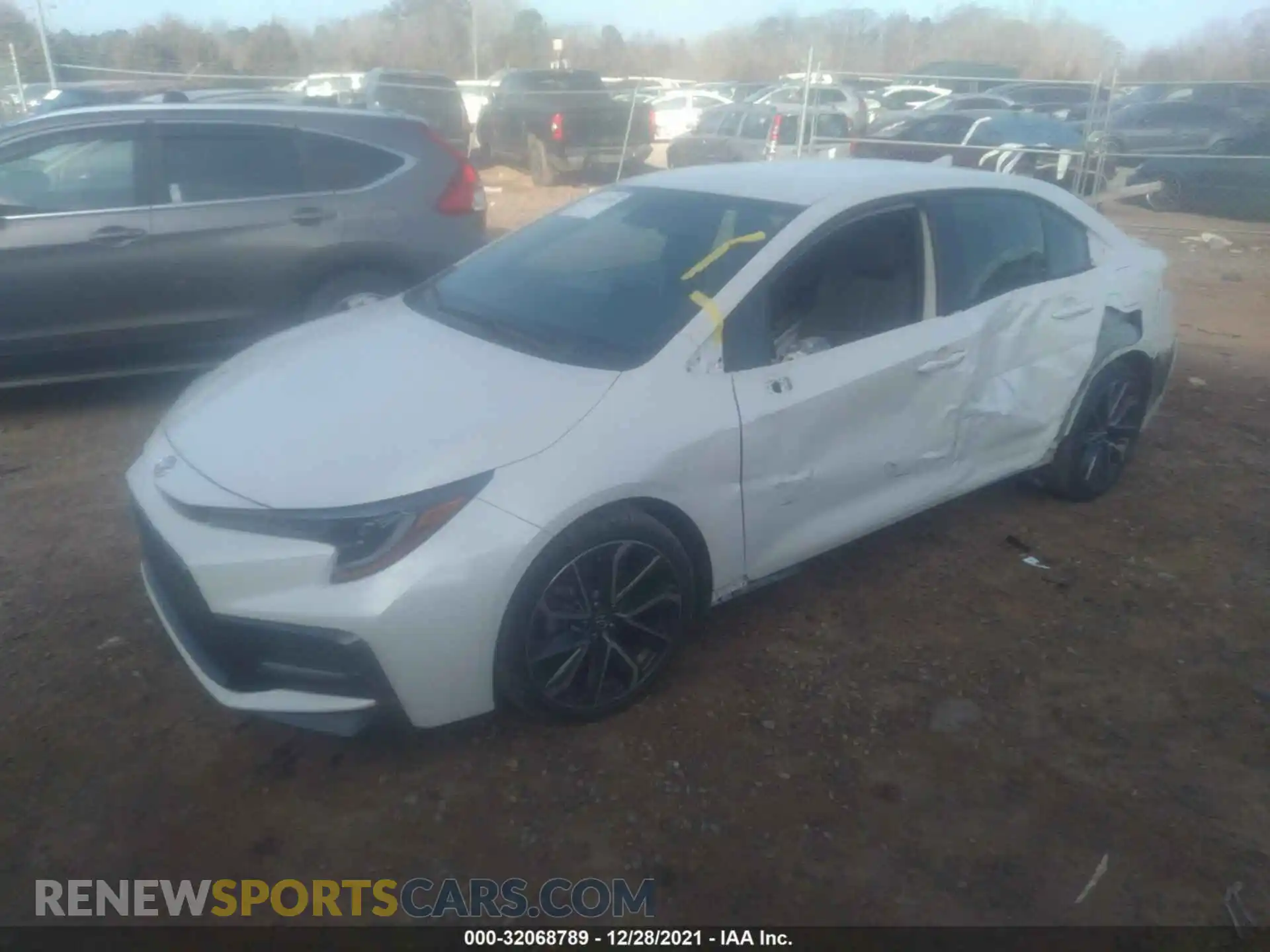 2 Photograph of a damaged car 5YFS4RCEXLP048673 TOYOTA COROLLA 2020