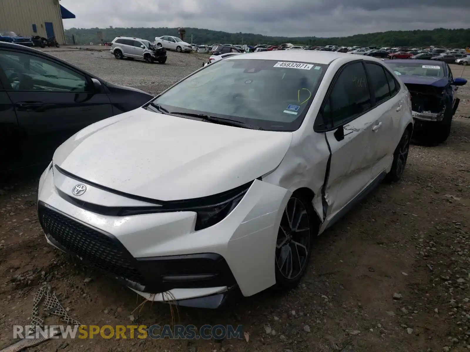 2 Photograph of a damaged car 5YFS4RCEXLP052982 TOYOTA COROLLA 2020