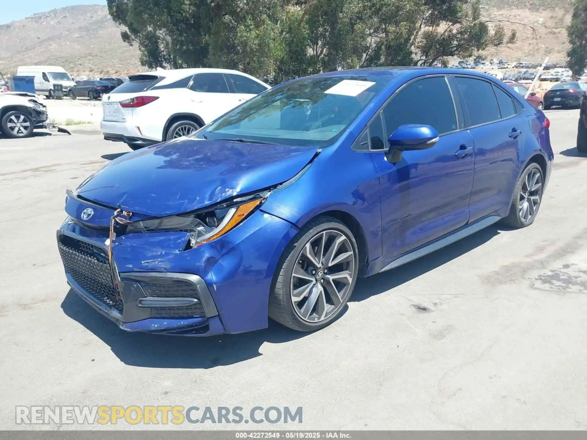 2 Photograph of a damaged car 5YFT4RCE1LP039347 TOYOTA COROLLA 2020