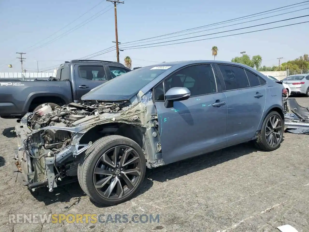 1 Photograph of a damaged car 5YFT4RCE1LP049246 TOYOTA COROLLA 2020