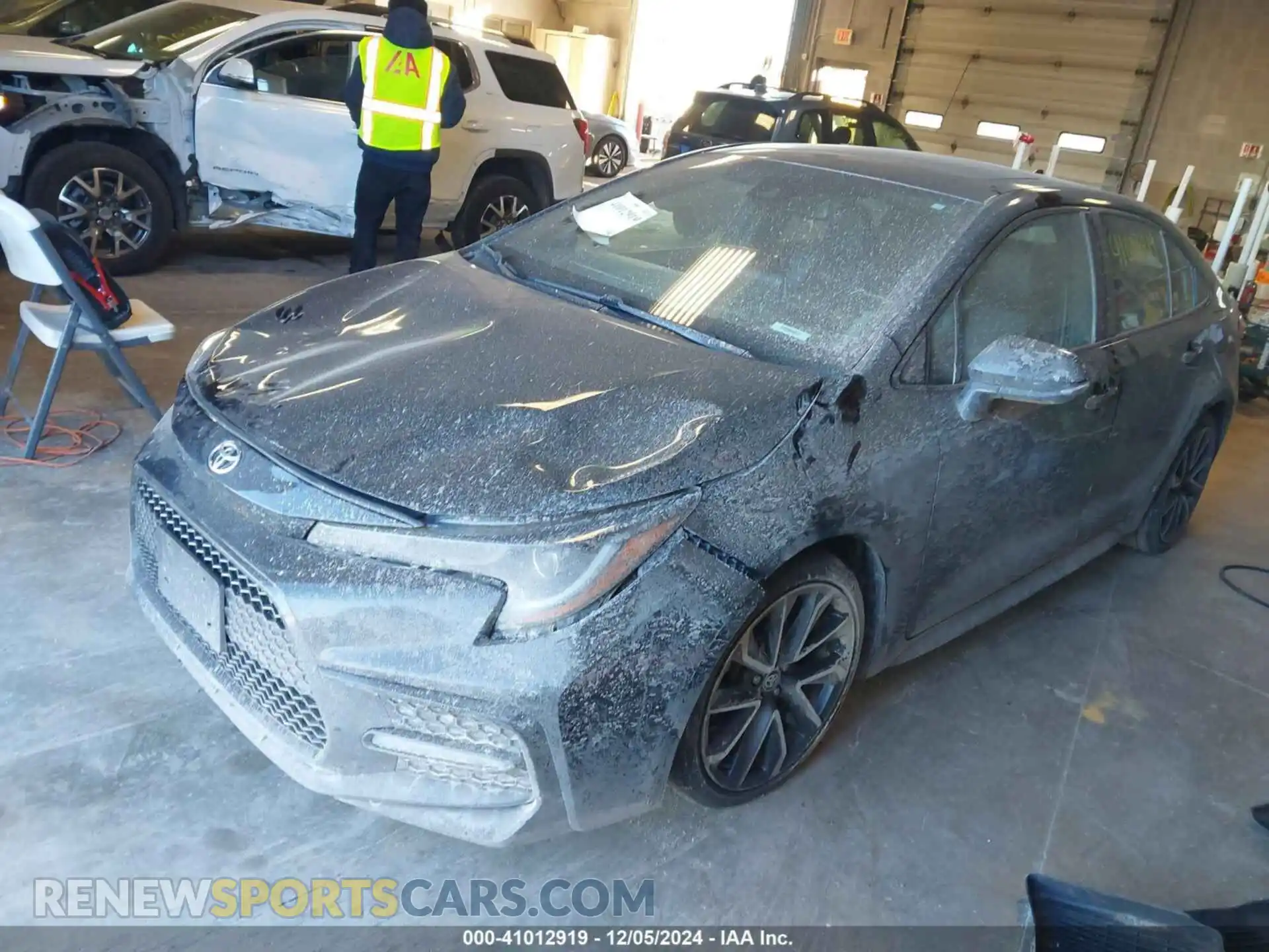 2 Photograph of a damaged car 5YFT4RCE7LP047856 TOYOTA COROLLA 2020