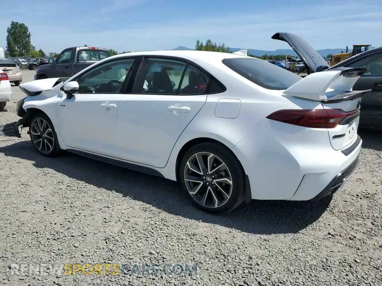 2 Photograph of a damaged car 5YFT4RCE7LP054113 TOYOTA COROLLA 2020