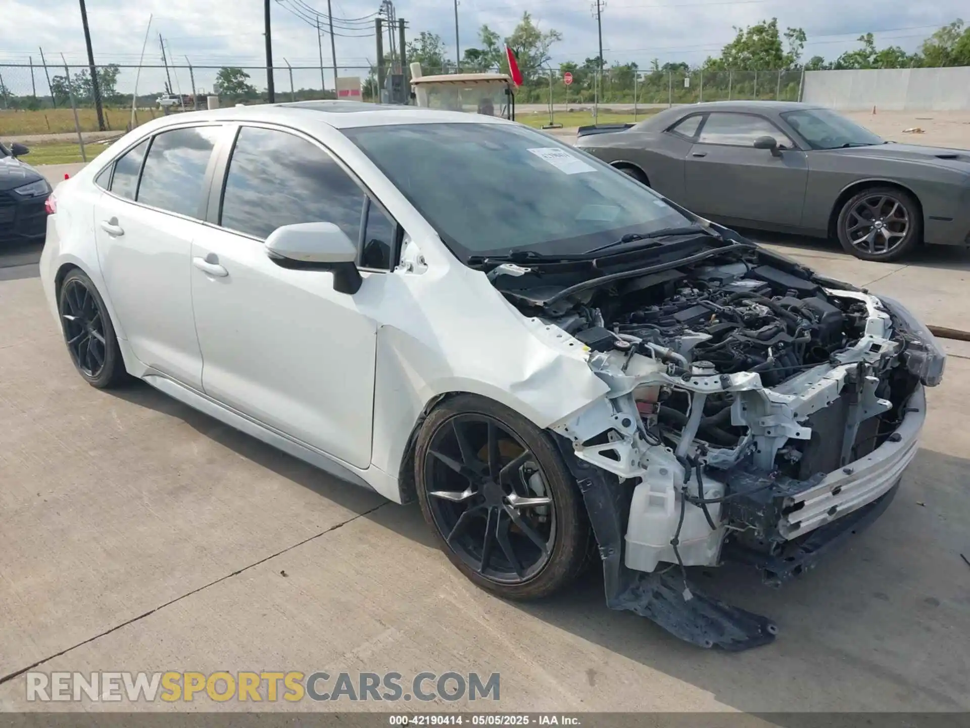 1 Photograph of a damaged car 5YFT4RCE8LP002232 TOYOTA COROLLA 2020