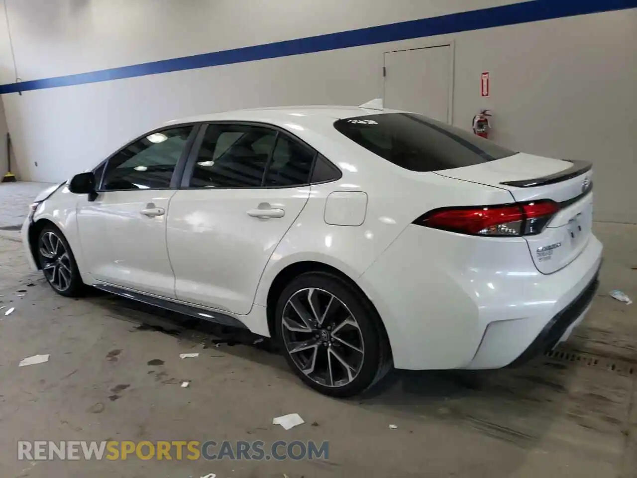 2 Photograph of a damaged car 5YFT4RCE8LP010511 TOYOTA COROLLA 2020
