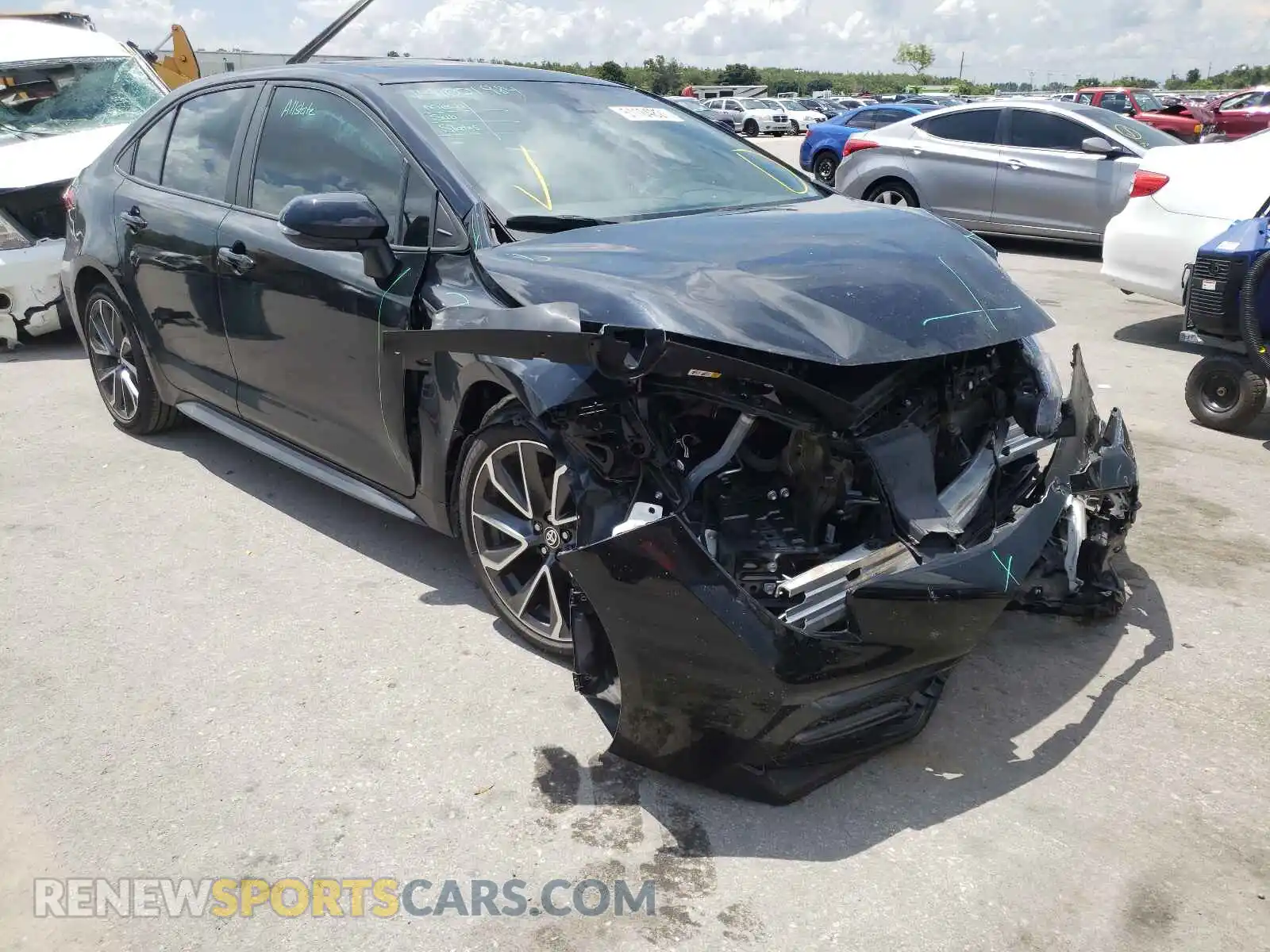 1 Photograph of a damaged car 5YFT4RCE9LP007536 TOYOTA COROLLA 2020