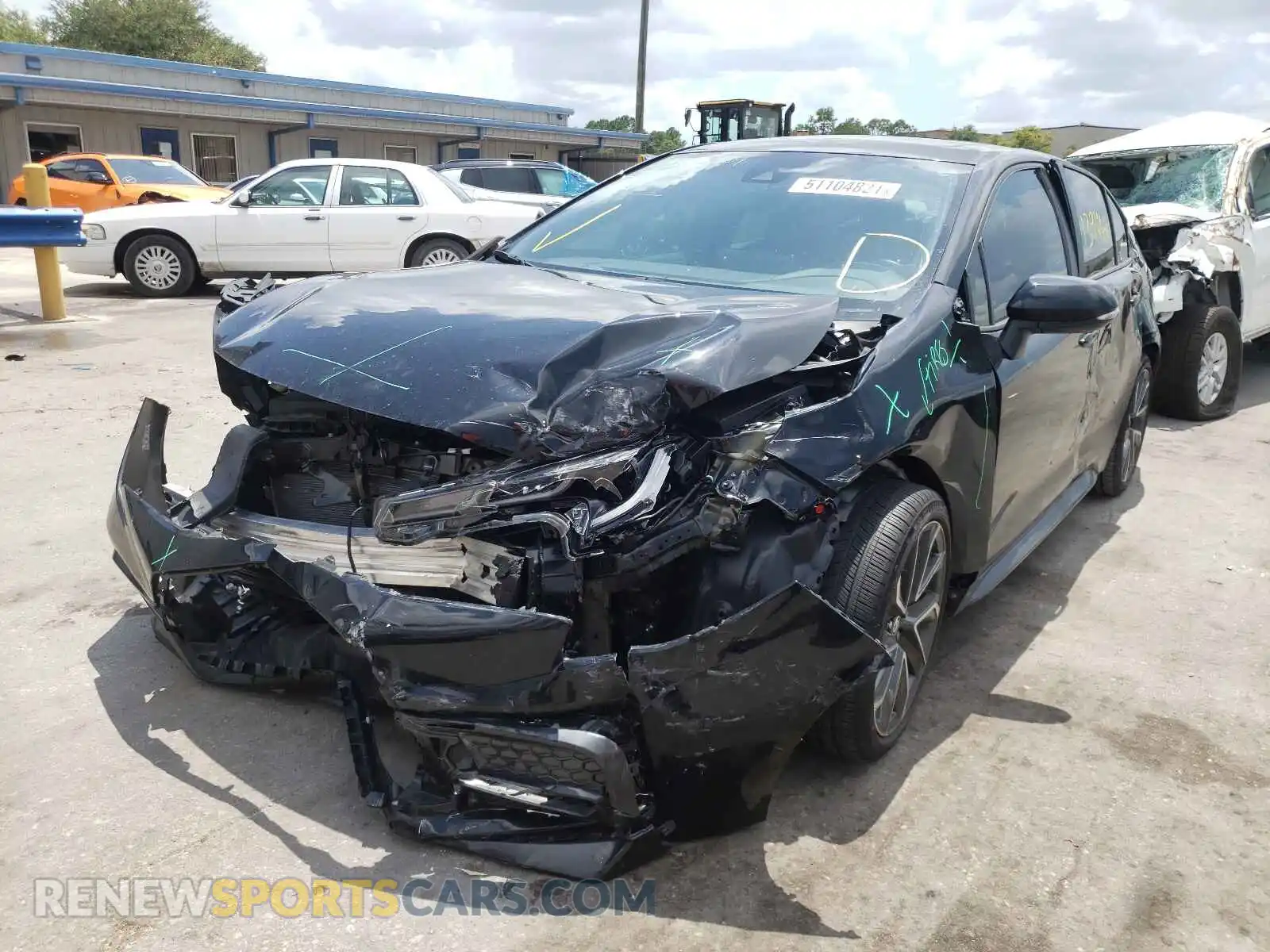 2 Photograph of a damaged car 5YFT4RCE9LP007536 TOYOTA COROLLA 2020