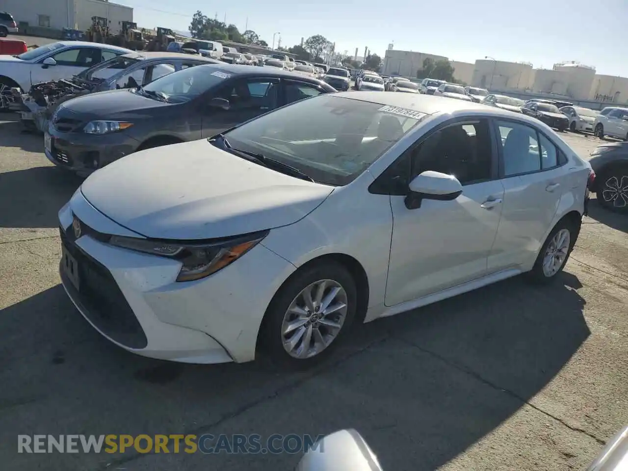 1 Photograph of a damaged car 5YFVPRAE3LP144880 TOYOTA COROLLA 2020