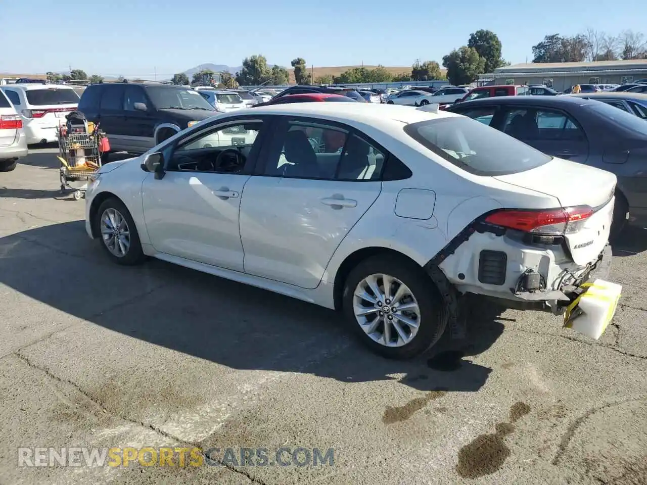 2 Photograph of a damaged car 5YFVPRAE3LP144880 TOYOTA COROLLA 2020