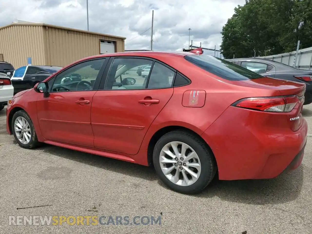 2 fotografías del automóvil dañado 5YFVPRAE6LP094282 TOYOTA COROLLA 2020