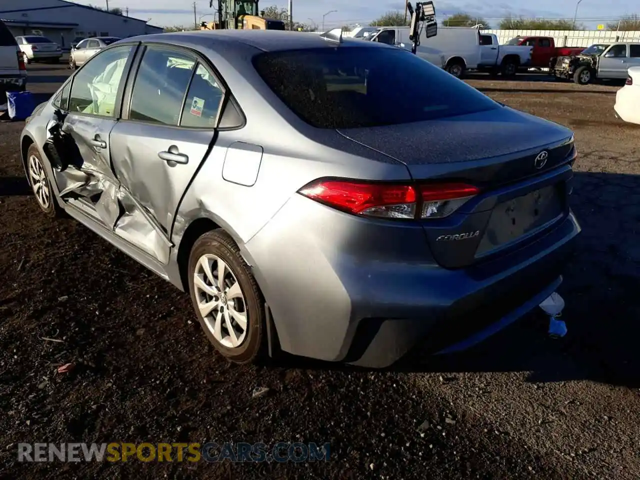 3 Photograph of a damaged car JTDEPRAE1LJ090564 TOYOTA COROLLA 2020