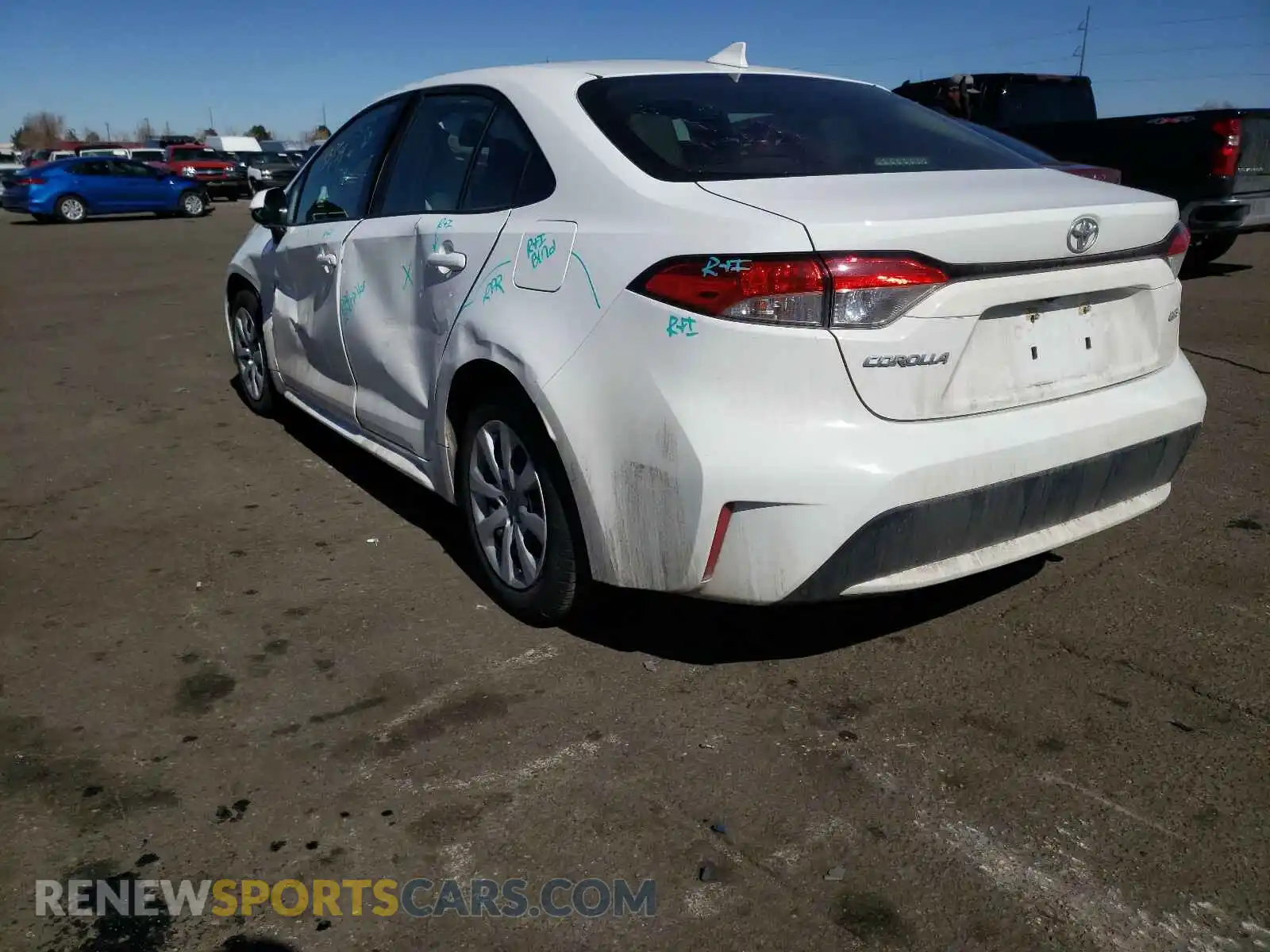 3 Photograph of a damaged car JTDEPRAE2LJ030339 TOYOTA COROLLA 2020