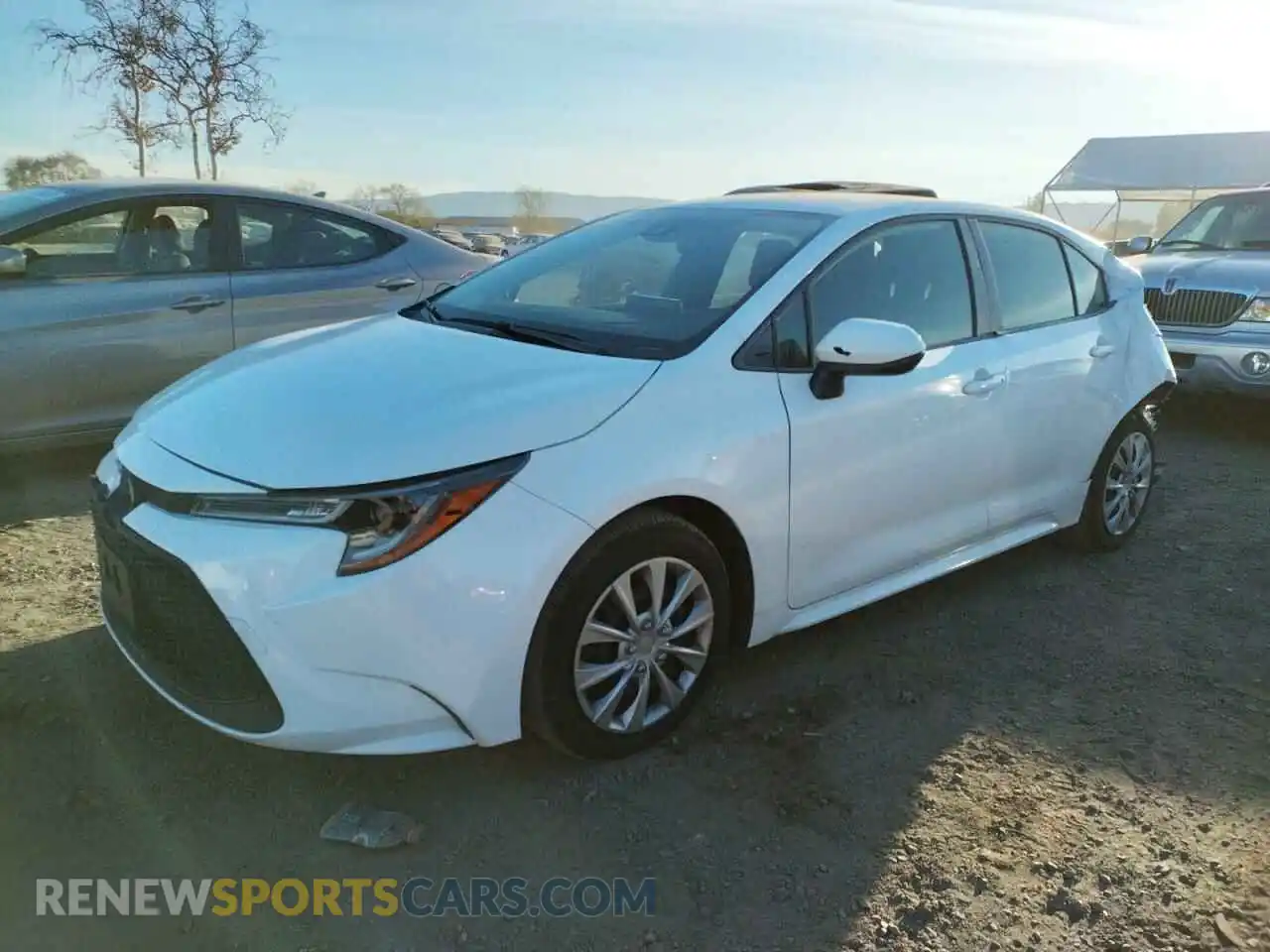 1 Photograph of a damaged car JTDEPRAE2LJ040417 TOYOTA COROLLA 2020