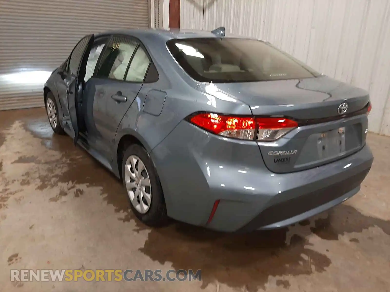 3 Photograph of a damaged car JTDEPRAE2LJ067942 TOYOTA COROLLA 2020