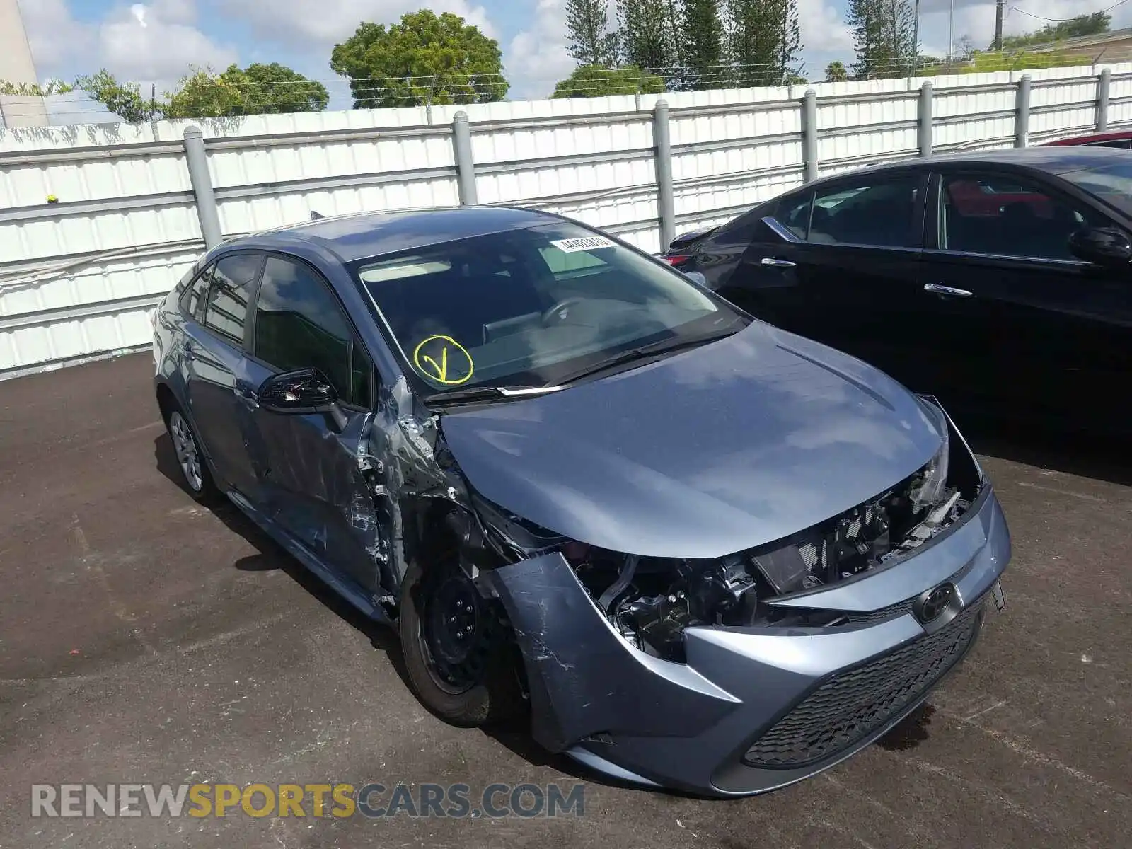 1 Photograph of a damaged car JTDEPRAE2LJ068041 TOYOTA COROLLA 2020