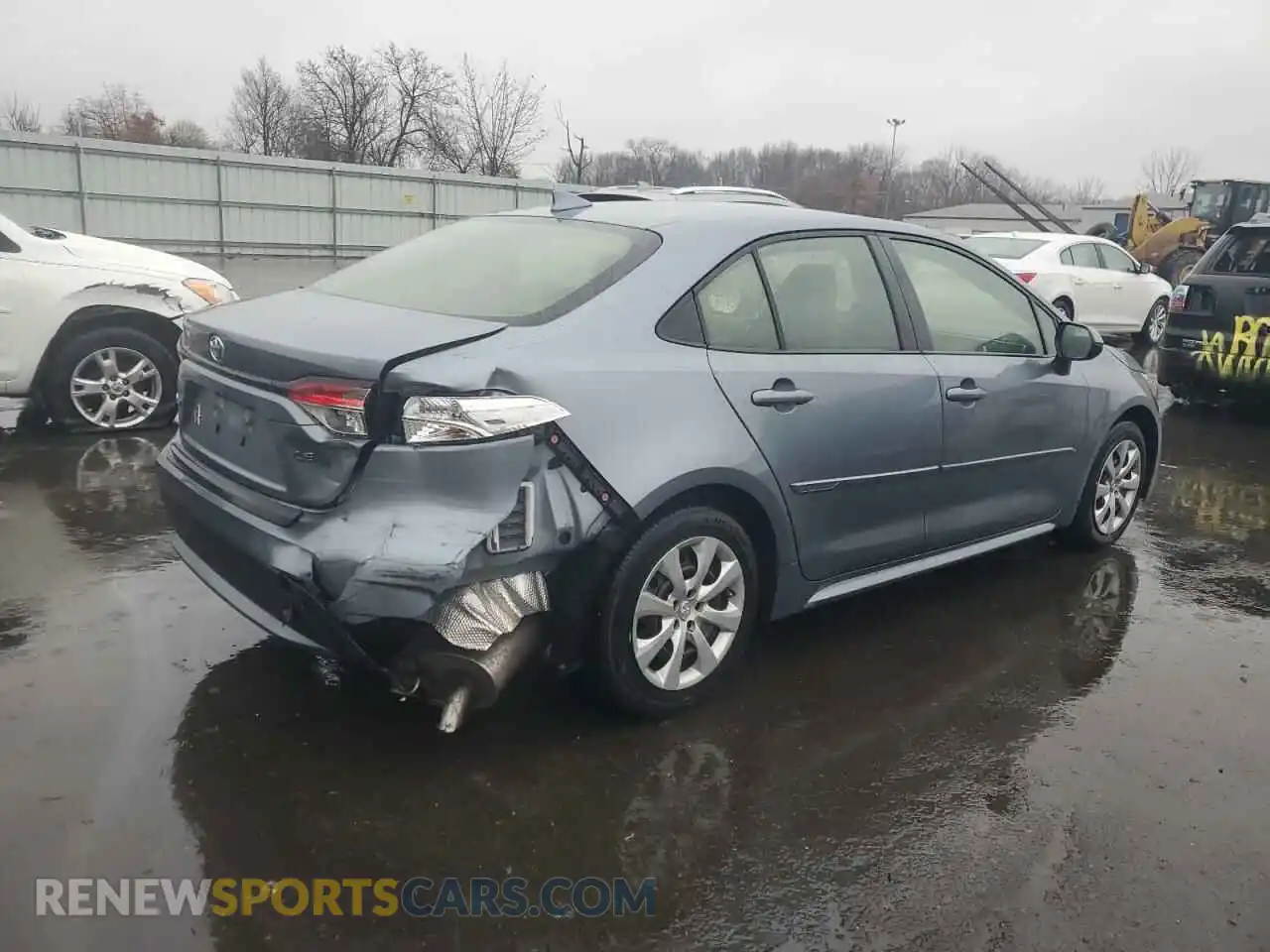 3 Photograph of a damaged car JTDEPRAE2LJ079069 TOYOTA COROLLA 2020