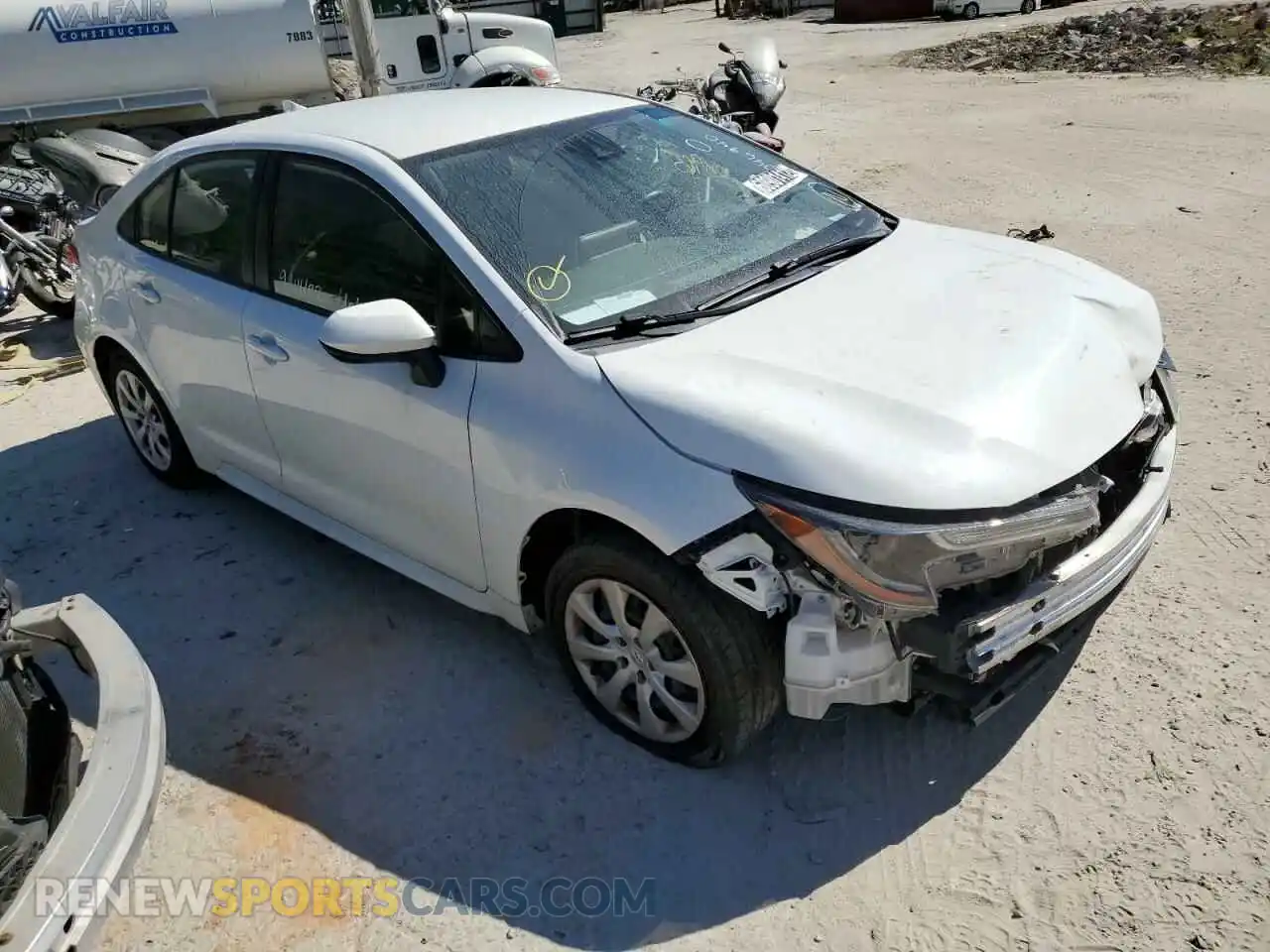 1 Photograph of a damaged car JTDEPRAE3LJ046940 TOYOTA COROLLA 2020