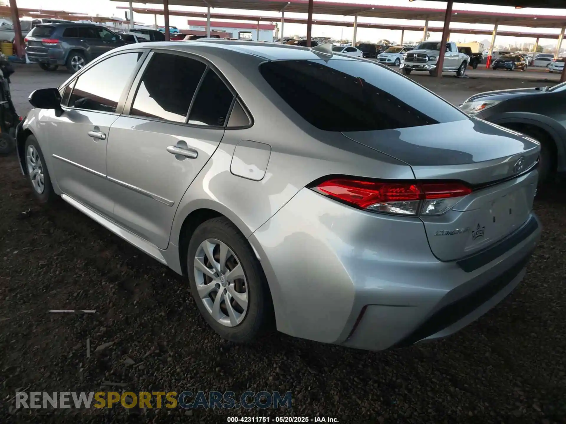 3 Photograph of a damaged car JTDEPRAE3LJ074916 TOYOTA COROLLA 2020