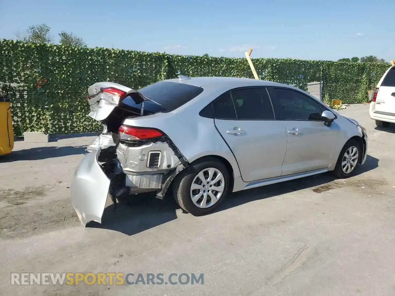 3 Photograph of a damaged car JTDEPRAE3LJ077492 TOYOTA COROLLA 2020