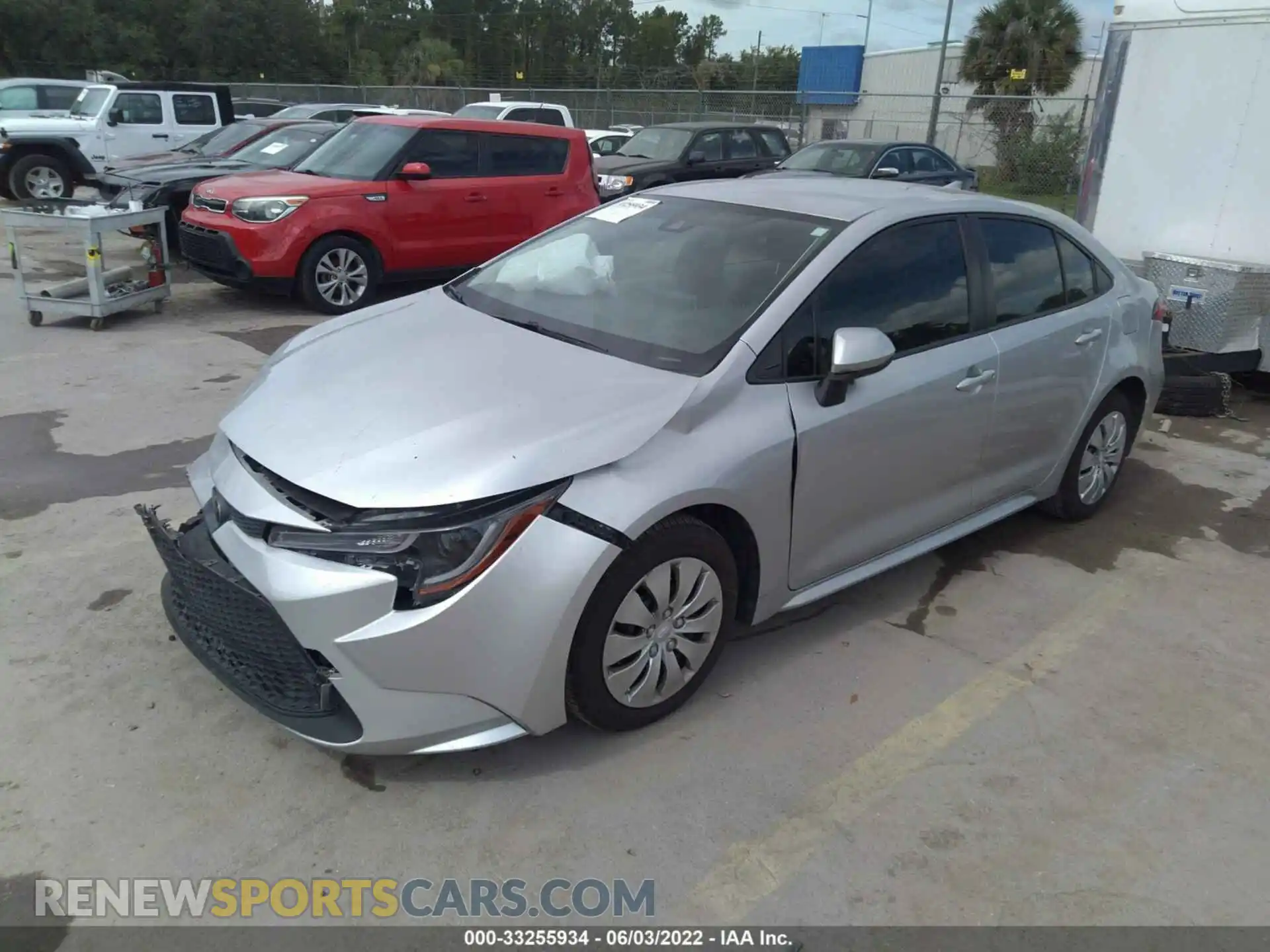 2 fotografías del automóvil dañado JTDEPRAE4LJ003482 TOYOTA COROLLA 2020