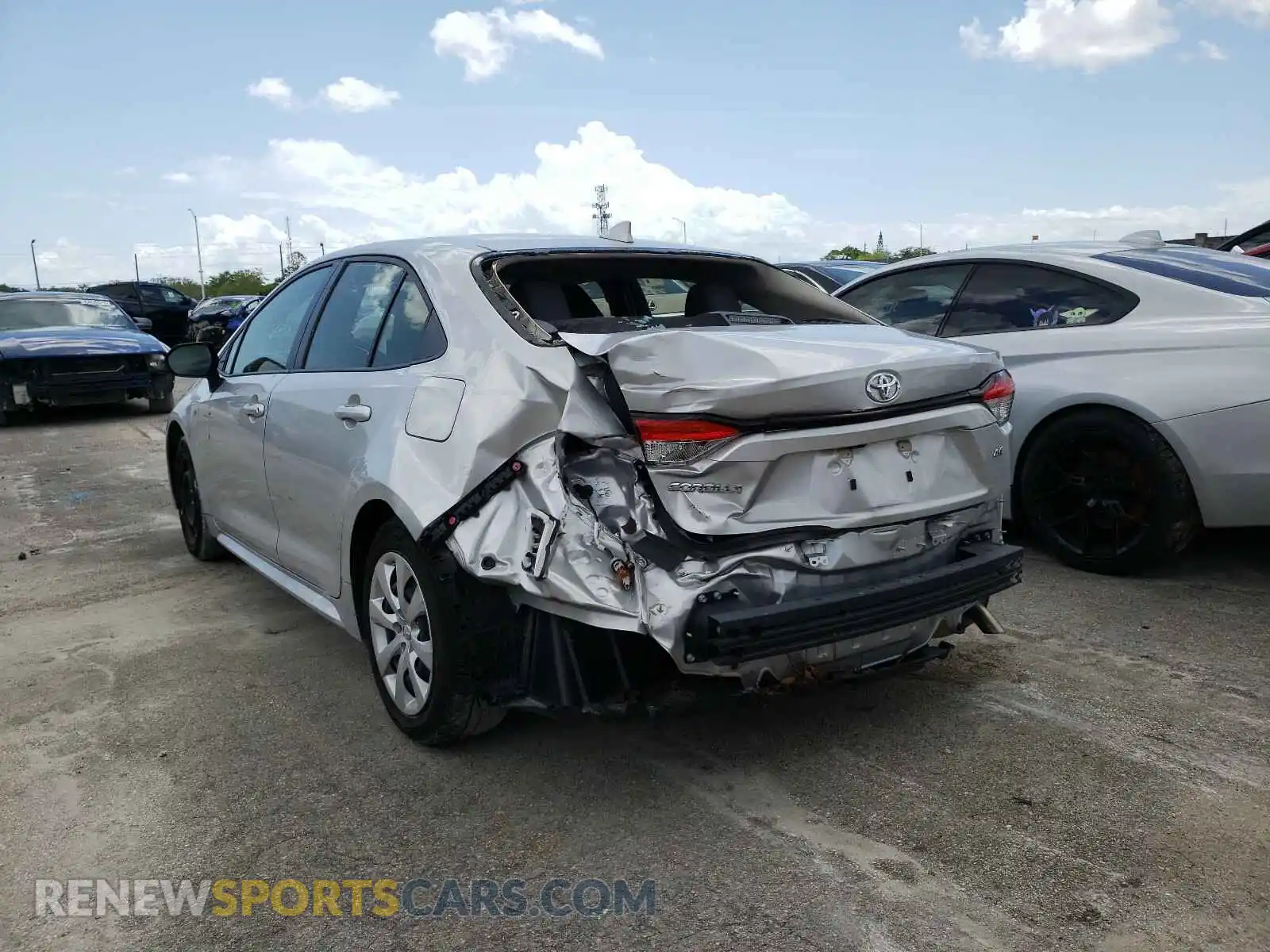 3 Photograph of a damaged car JTDEPRAE4LJ058935 TOYOTA COROLLA 2020