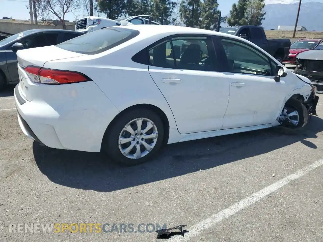 3 Photograph of a damaged car JTDEPRAE4LJ069787 TOYOTA COROLLA 2020