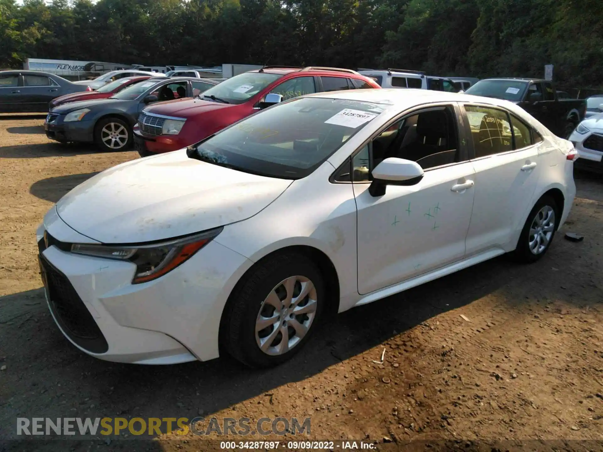2 Фотография поврежденного автомобиля JTDEPRAE4LJ069871 TOYOTA COROLLA 2020