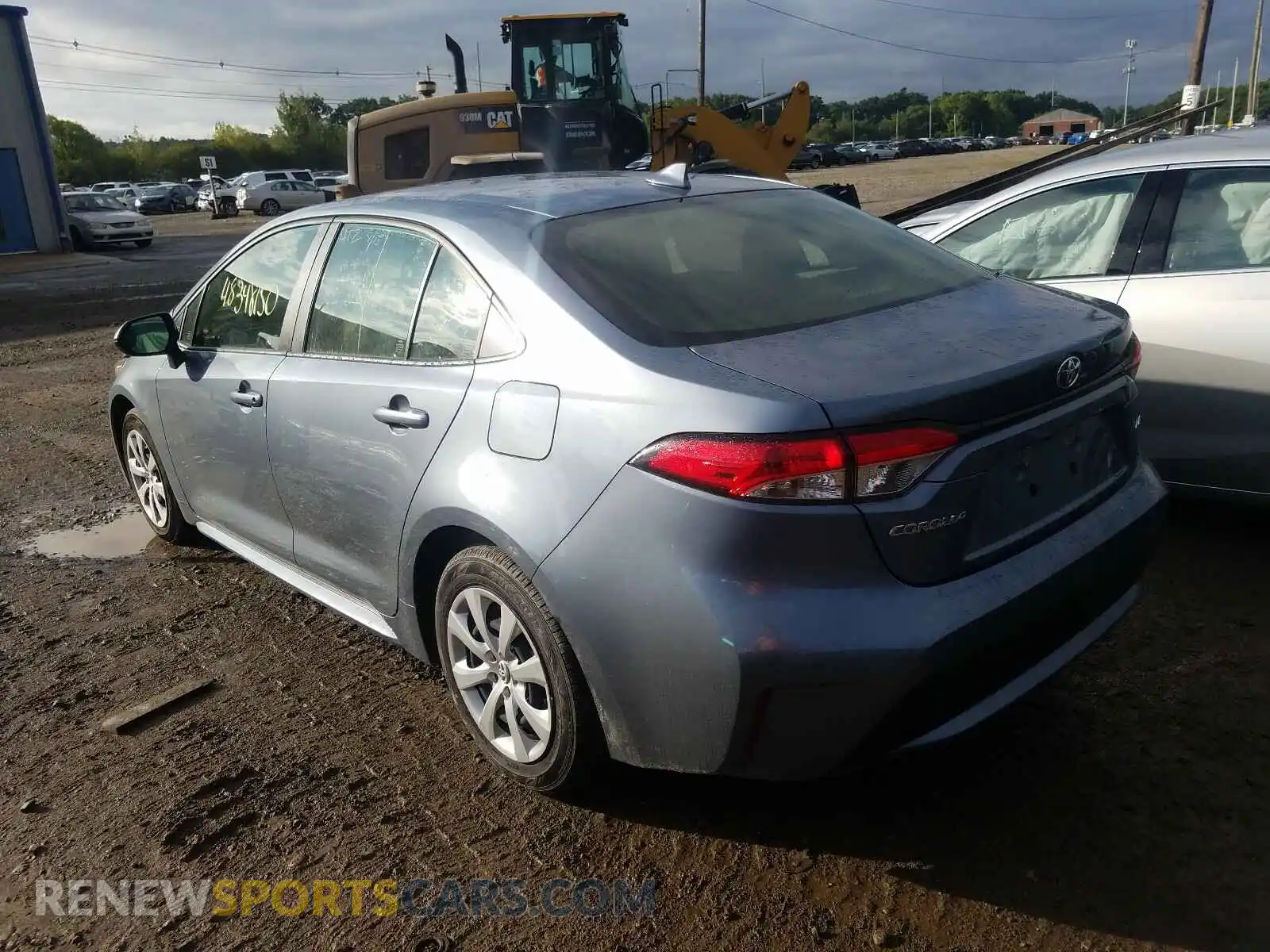 3 Photograph of a damaged car JTDEPRAE5LJ018136 TOYOTA COROLLA 2020