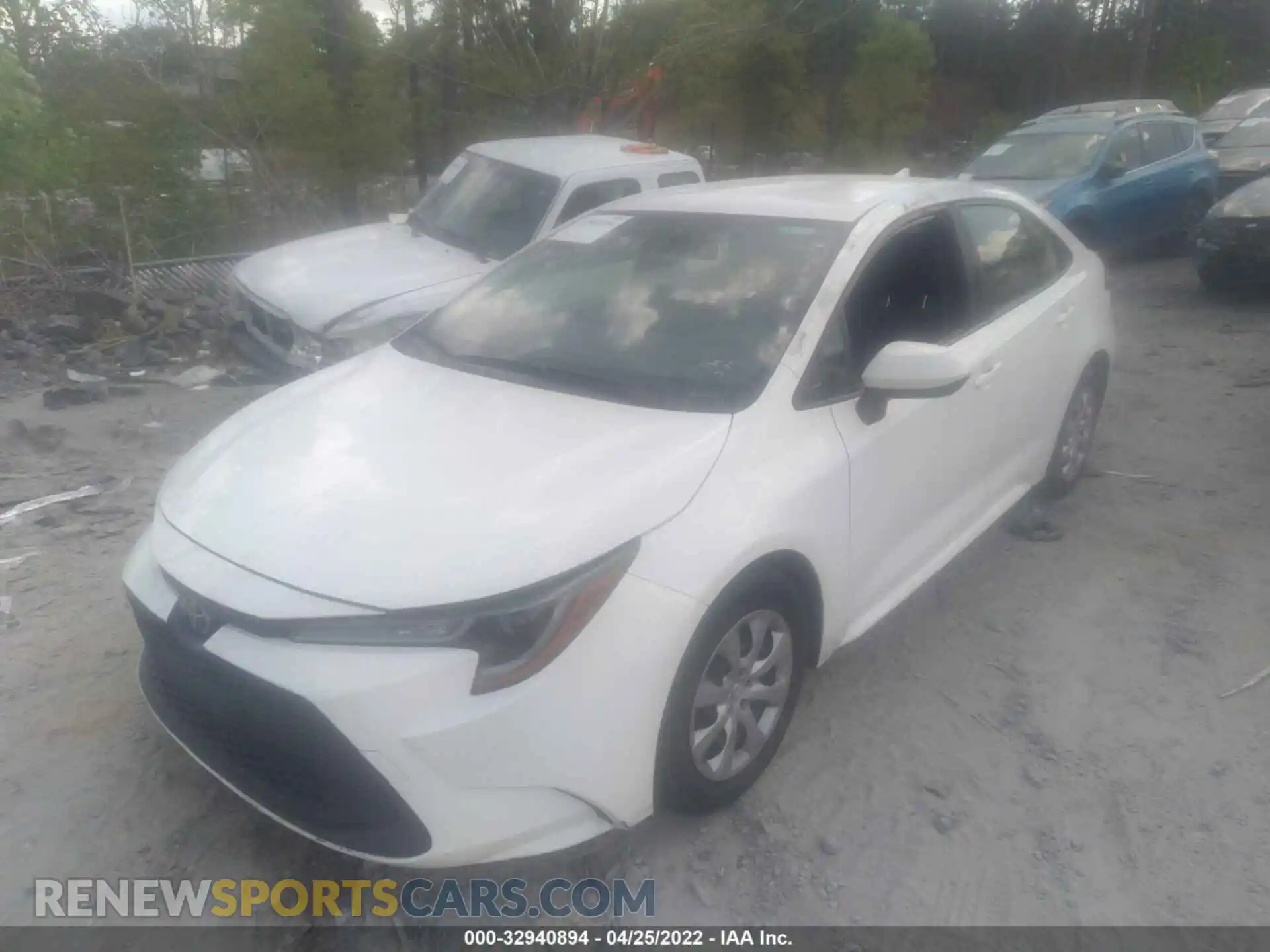 2 fotografías del automóvil dañado JTDEPRAE5LJ018301 TOYOTA COROLLA 2020