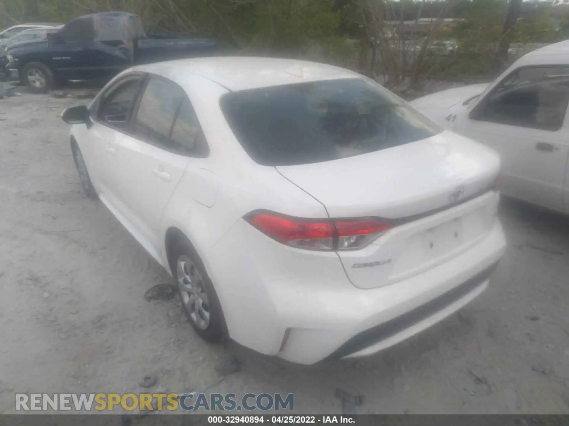 3 fotografías del automóvil dañado JTDEPRAE5LJ018301 TOYOTA COROLLA 2020