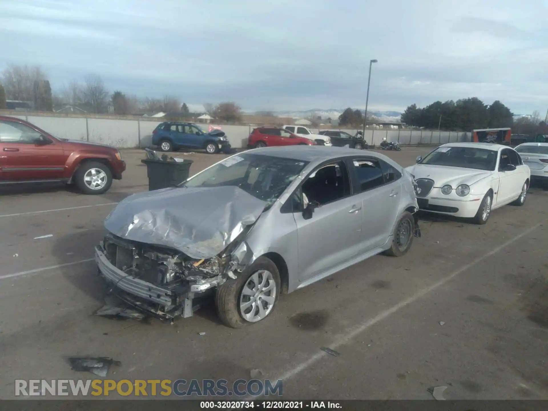 2 Photograph of a damaged car JTDEPRAE5LJ021196 TOYOTA COROLLA 2020
